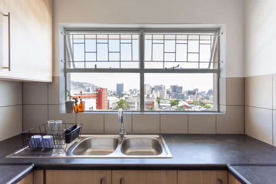 1 Bedroom Property for Sale in Gardens Western Cape